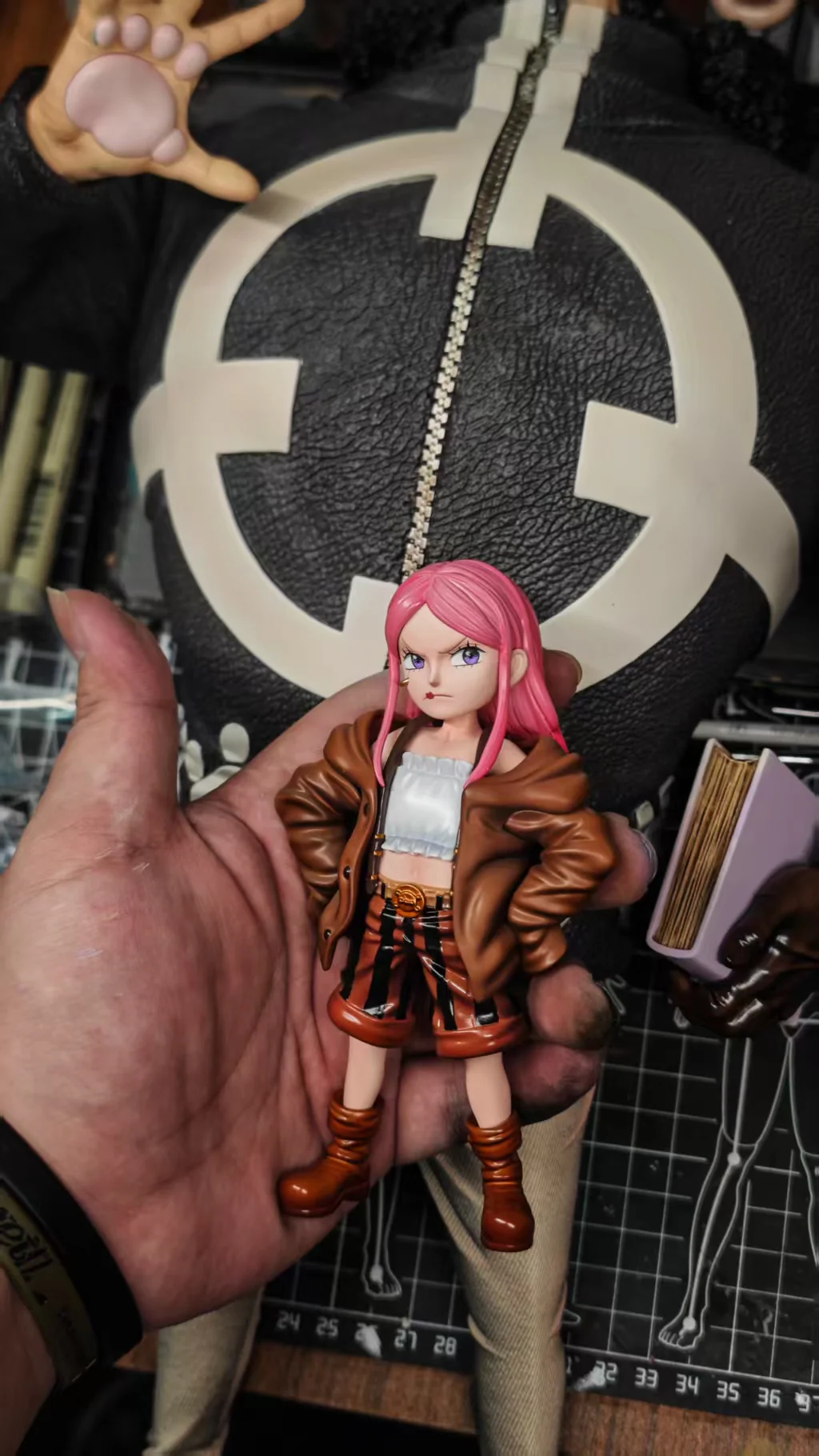 Thumbnail 11